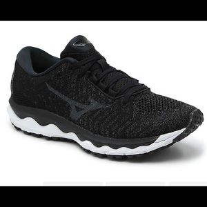 Mizuno waveknit running shoes